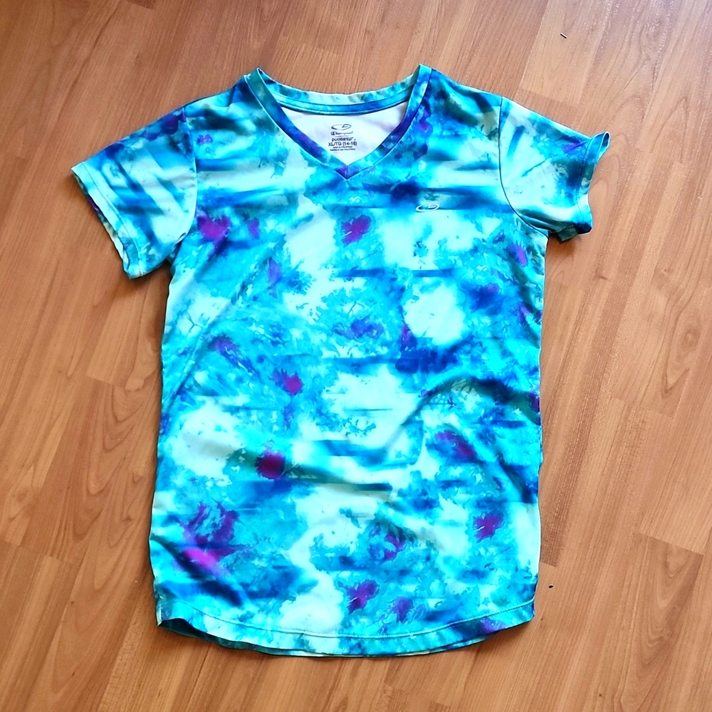 $15/2Brand New No Tag Champion Brand DUODRY Top (size XL/ 14-16Y)